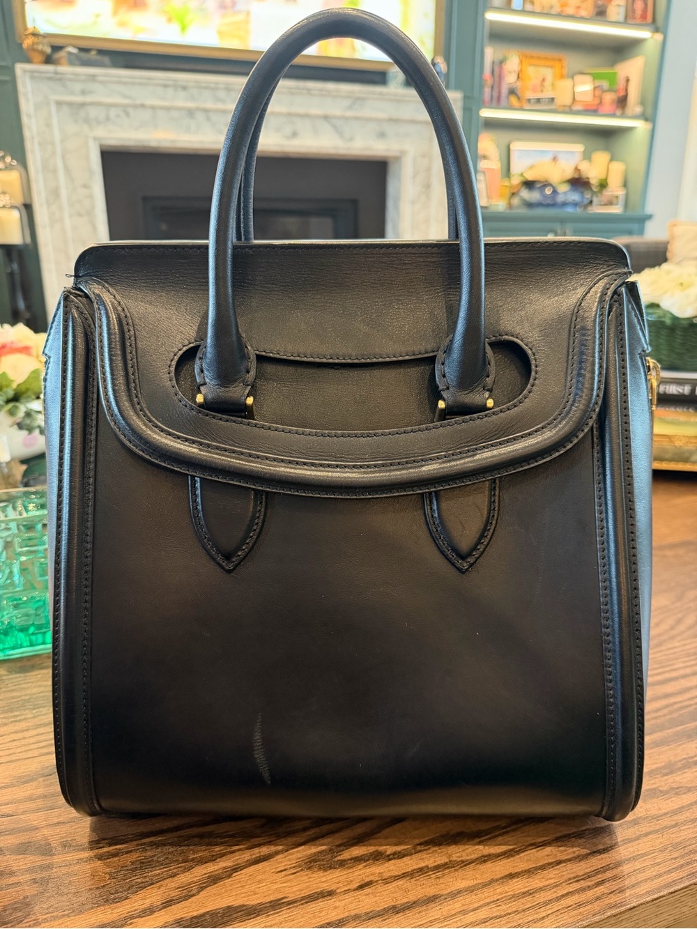 Alexander McQueen’s Iconic Heroine Bag in Black - Picture 2 of 9
